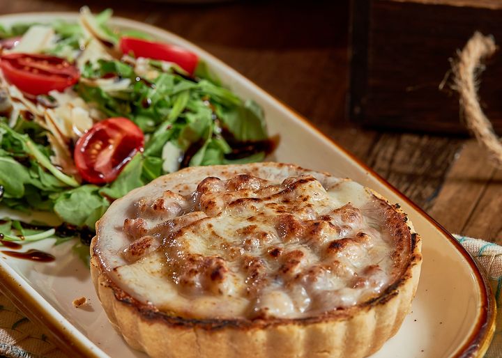 Quiche (Lorraine or Spinach)